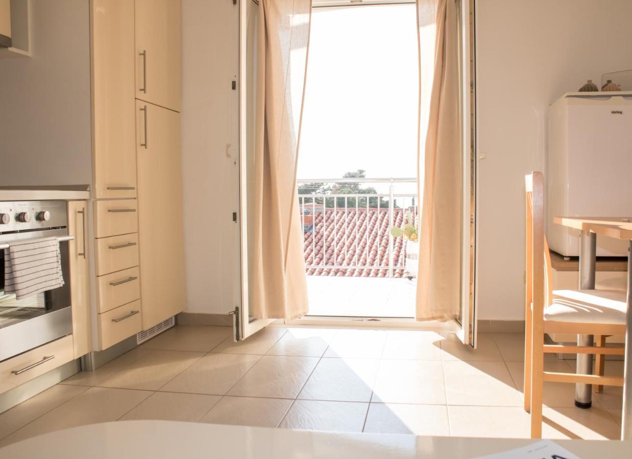 Penthouse Altus Apartment Baska Voda Bagian luar foto